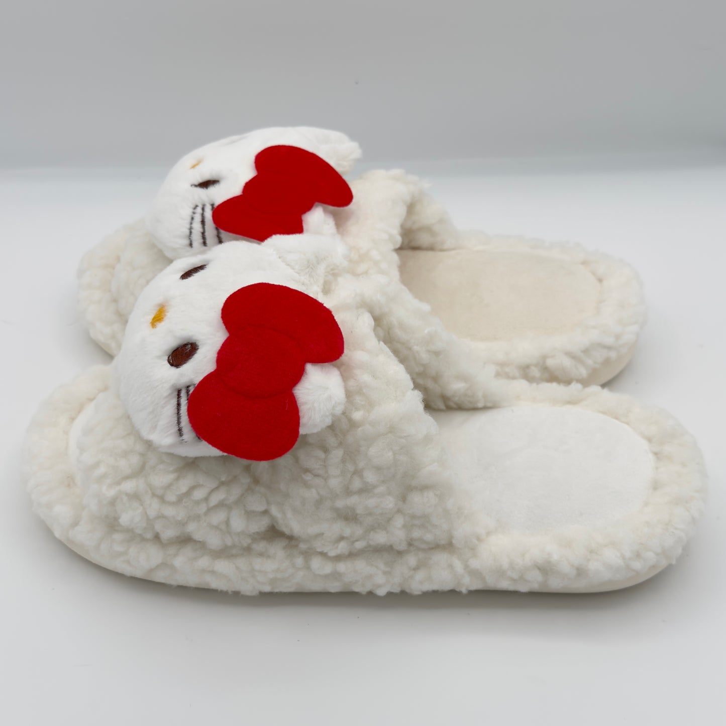 White Hello Kitty Fluffy Slippers